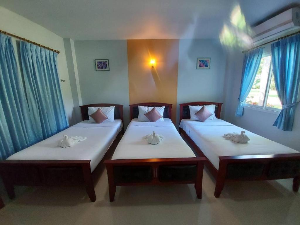 ตะนาวศรี แอนด์ ครีกไซด์ รีสอร์ต Hotel สวนผึ้ง ภายนอก รูปภาพ