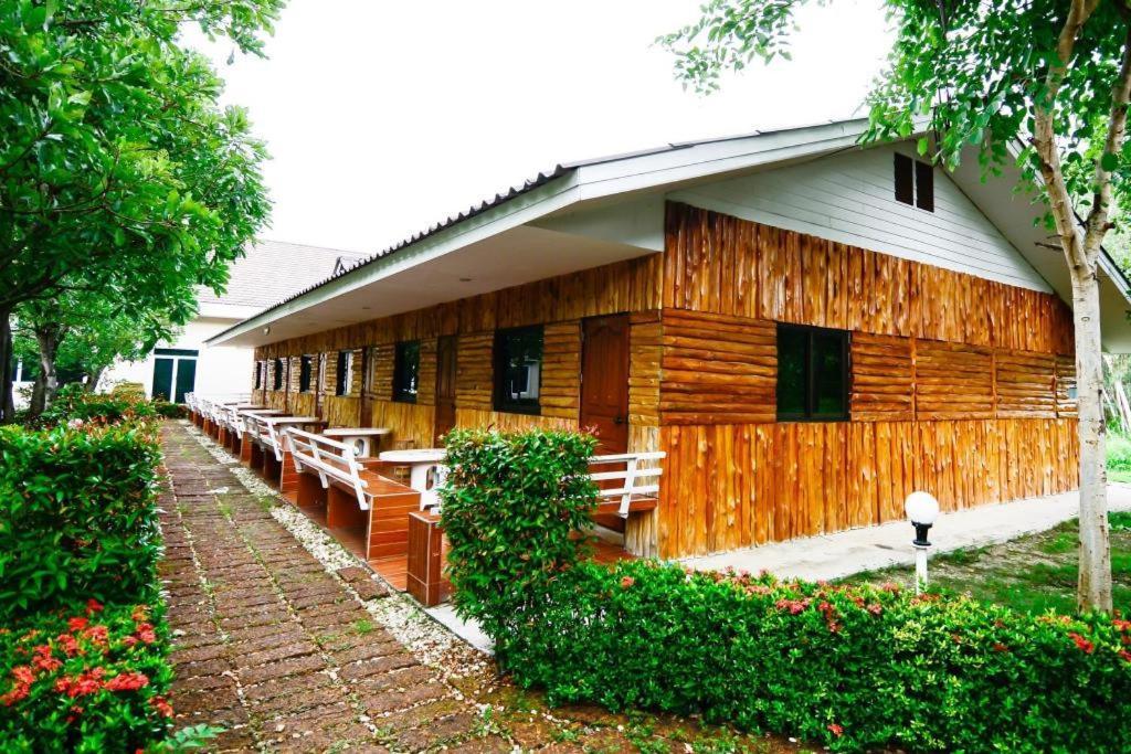 ตะนาวศรี แอนด์ ครีกไซด์ รีสอร์ต Hotel สวนผึ้ง ภายนอก รูปภาพ